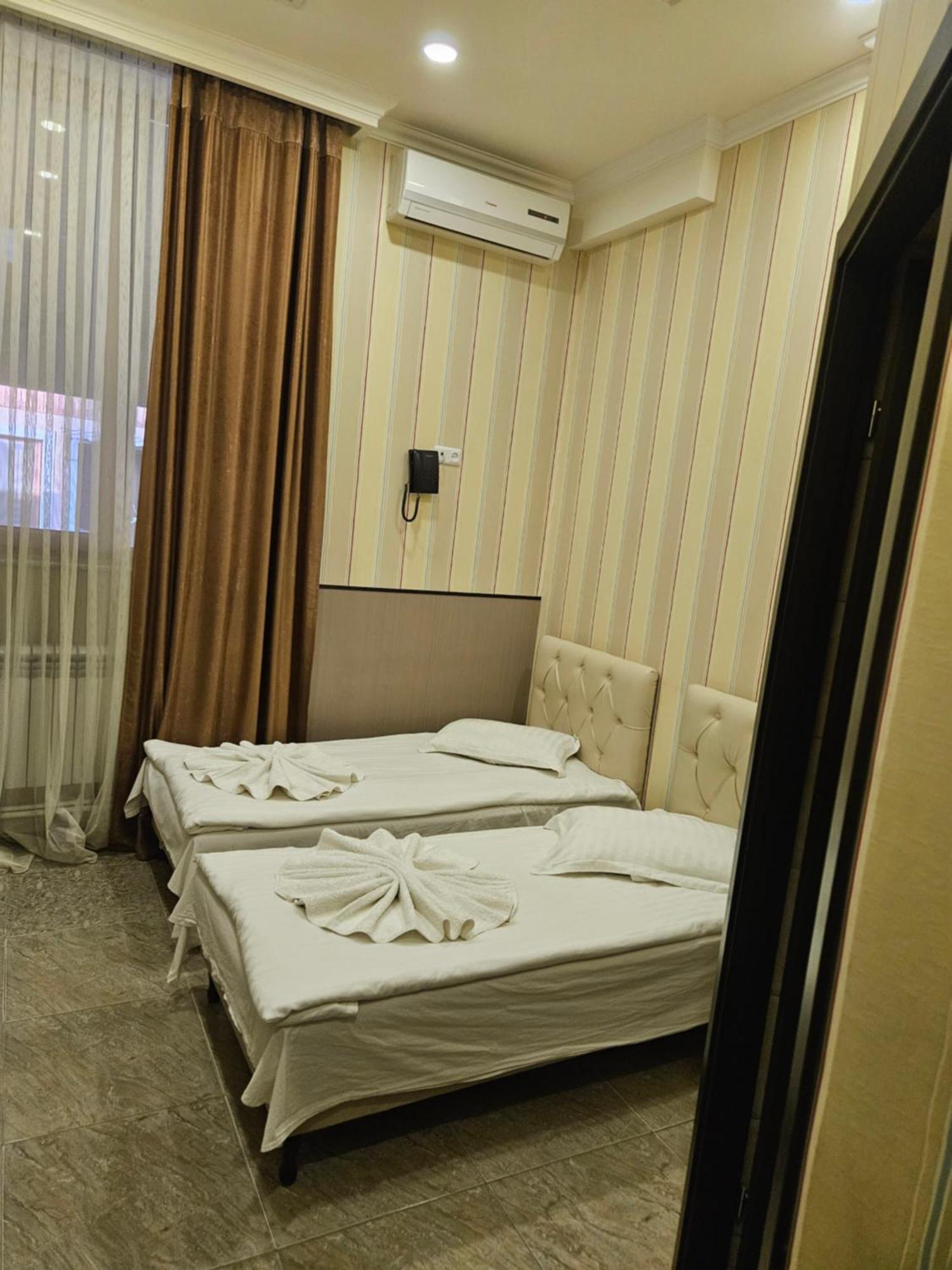 Eridana Hotel Erevan Exterior foto