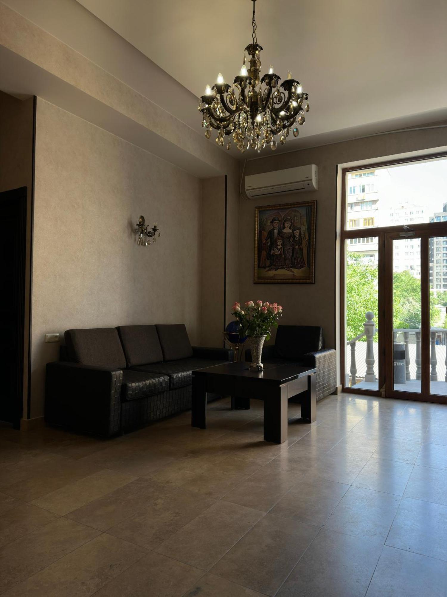 Eridana Hotel Erevan Exterior foto